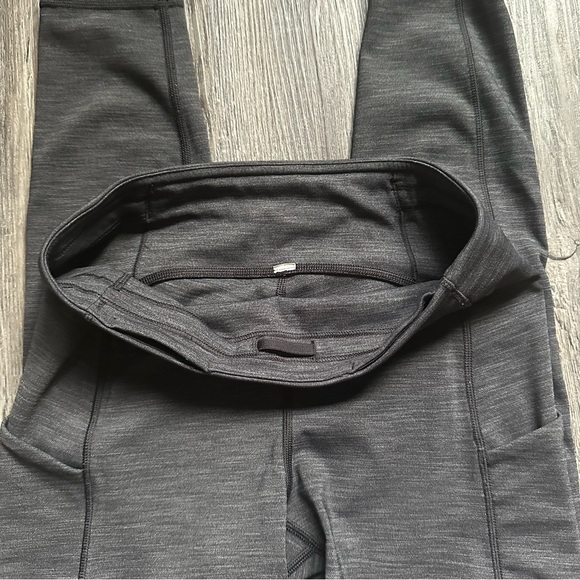Lululemon Speed Up Tight *Full-On Luxtreme Brushed 28" Sz 4 - Picture 4 of 9
